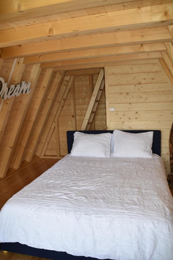 Bed and Breakfast L'Embellie Bertignat Exteriér fotografie