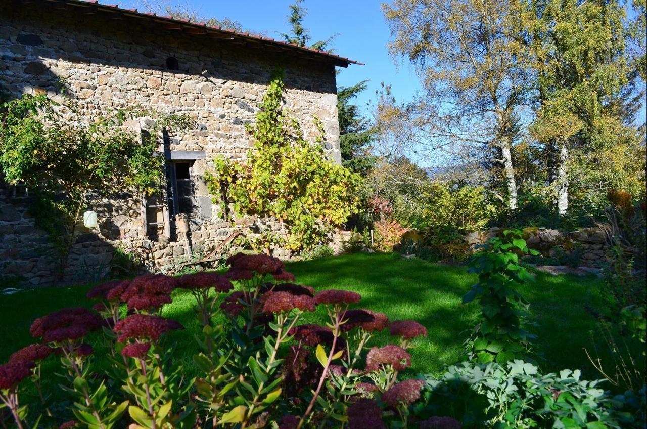 Bed and Breakfast L'Embellie Bertignat Exteriér fotografie