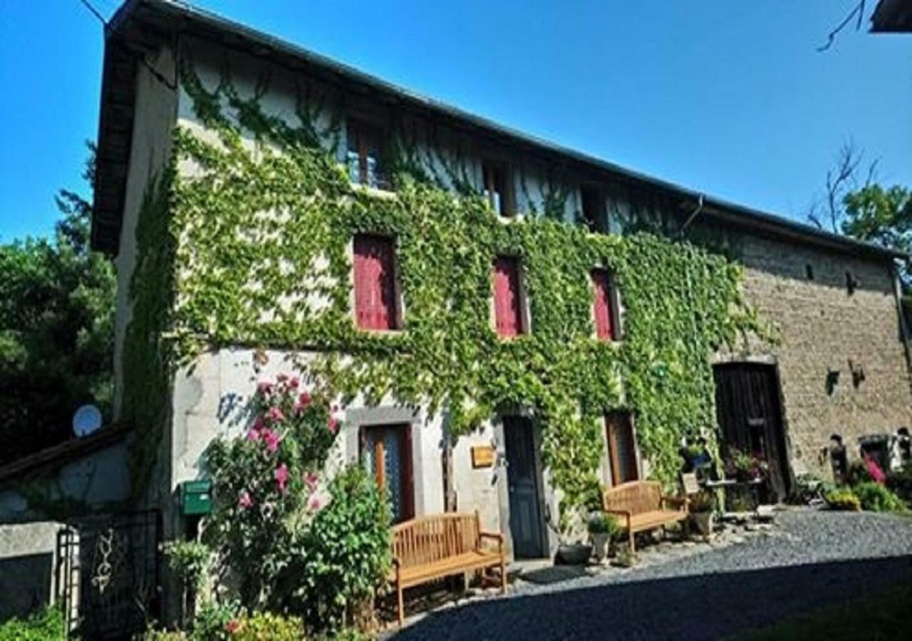 Bed and Breakfast L'Embellie Bertignat Exteriér fotografie